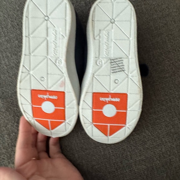 Oomphies Blue Sneakers with Velcro Strap and Canvas Upper - Picture 3 of 5